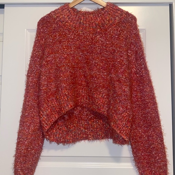 Free People Stardust Pullover Sweater M Red Fuzzy Cropped Mock Neck new - Picture 5 of 7